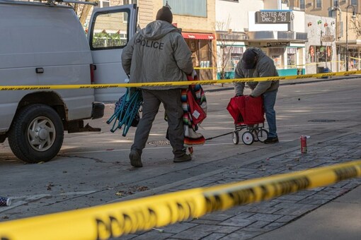Investigators are still sorting through the shooting scene and interviewing witnesses. (Picture for representation/ The New York Times) Investigators are still sorting through the shooting scene and interviewing witnesses. (Picture for representation/ The New York Times)