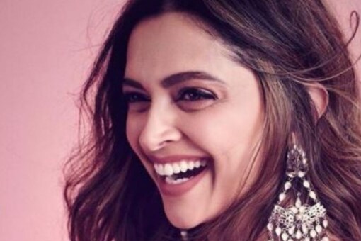 Deepika Padukone flaunts the prettiest smile on her latest Instagram post 
