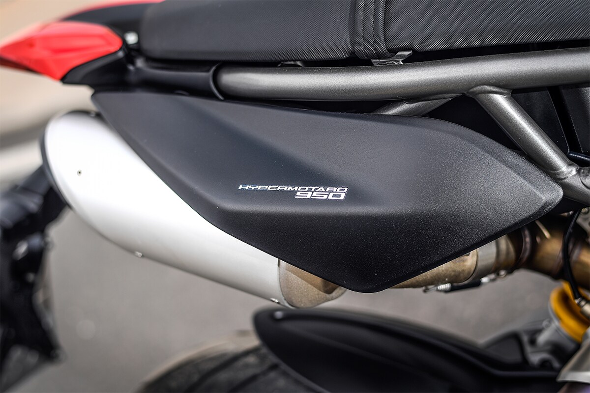 In Pics: 2021 Ducati Hypermotard 950 - Closer Look at Design, Features ...