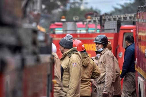 District collector Karmegham rushed to the scene and is overseeing the rescue operations.(Representational photo: PTI)