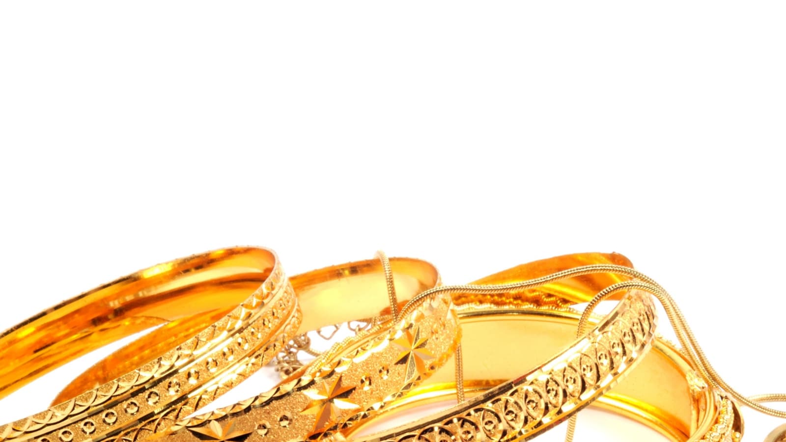 Gold, silver rates: Gold price dips again to Rs 45,950, silver