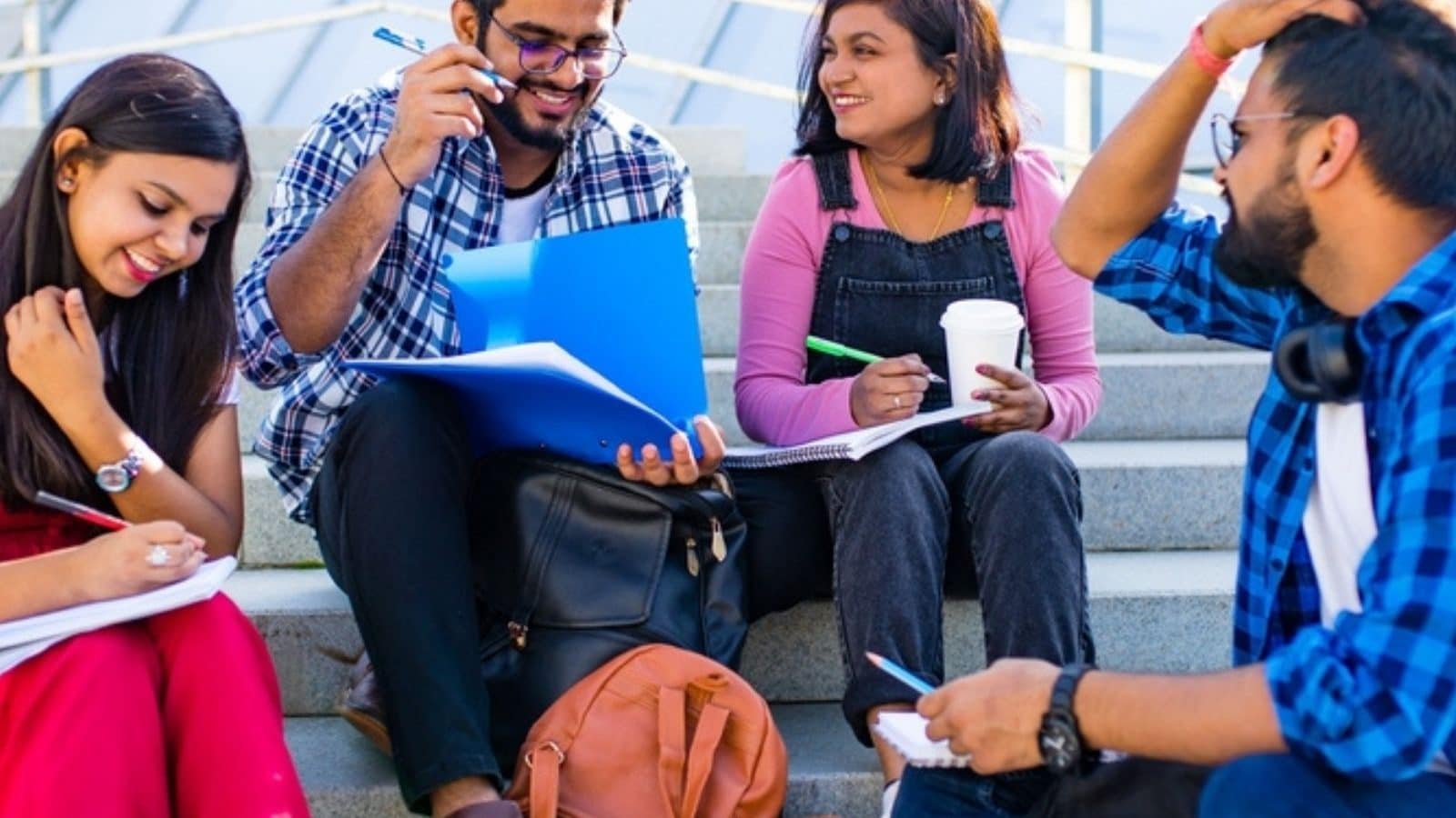 IIT-Guwahati Students Receive Over 200 Offers On Day 1 Of Final ...