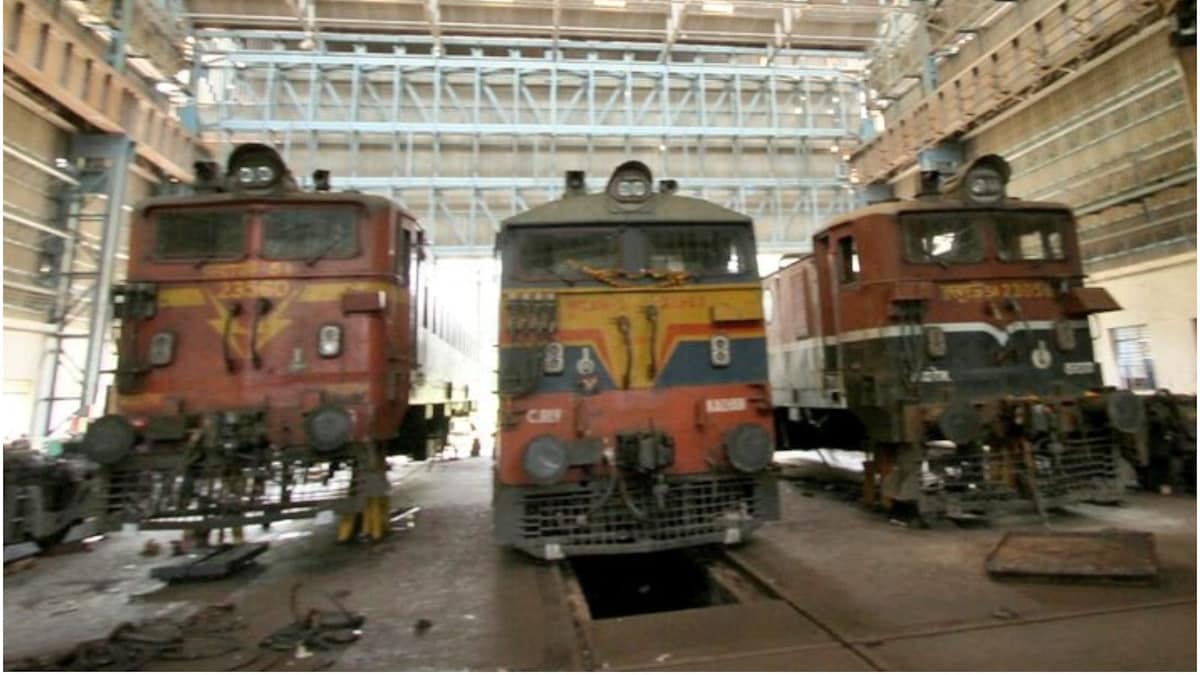 Indian Railways First Electric Loco Shed at Kalyan Completes 93 Years ...