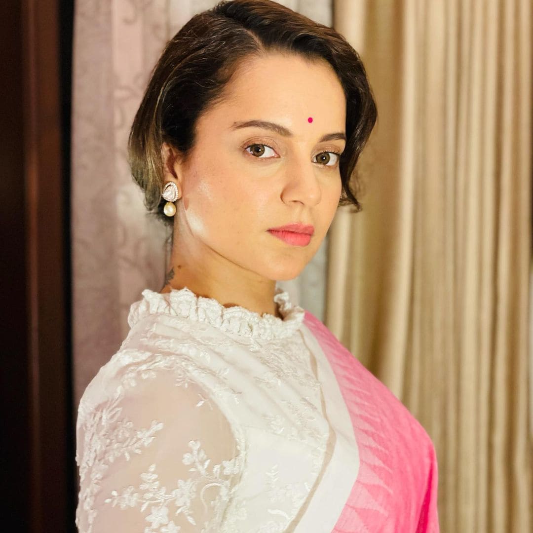 Kangana Ranaut Wows Fans With Elegant Two-bun Hairstyle, See The Diva Slay Different Hair Looks Kangana Ranaut Wows Fans With Elegant Two-bun Hairstyle, See The Diva Slay Different Hair Looks