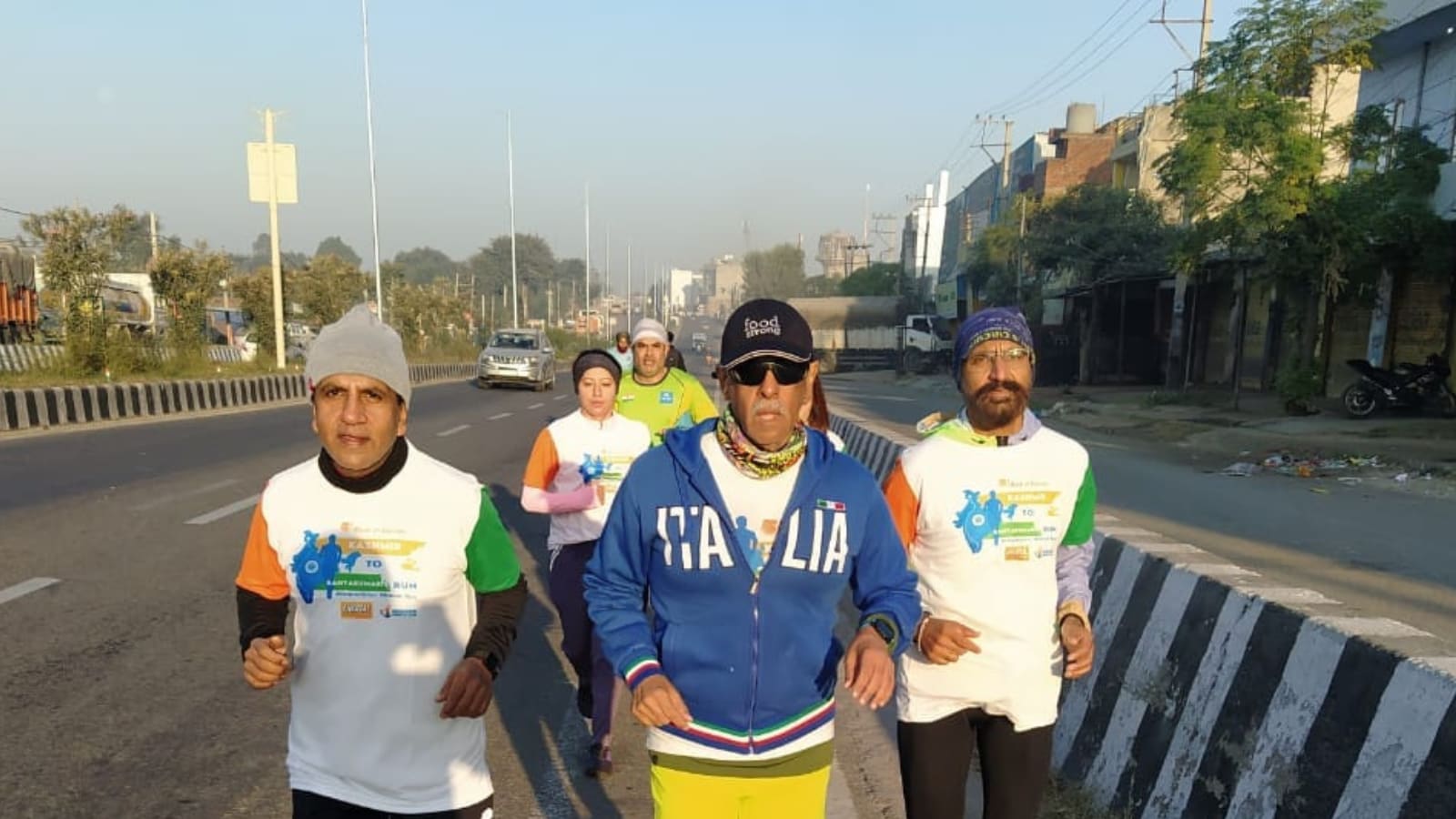61-year-old Man Runs from Kashmir to Kanyakumari For Disabled Soldiers