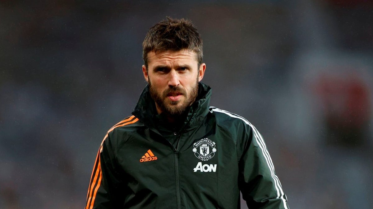 Manchester United Should Make Michael Carrick Manager for Rest of Season, Says Dimitar Berbatov