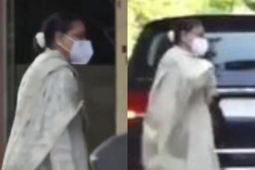 Poonam Sinha was papped outside Shah Rukh Khan's residence Mannat on Monday.