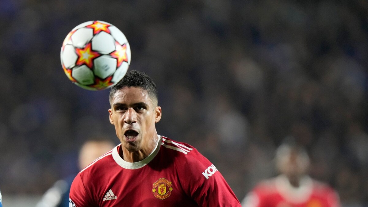 Raphael Varane Out for a Month with Hamstring Injury, Manchester United Announce