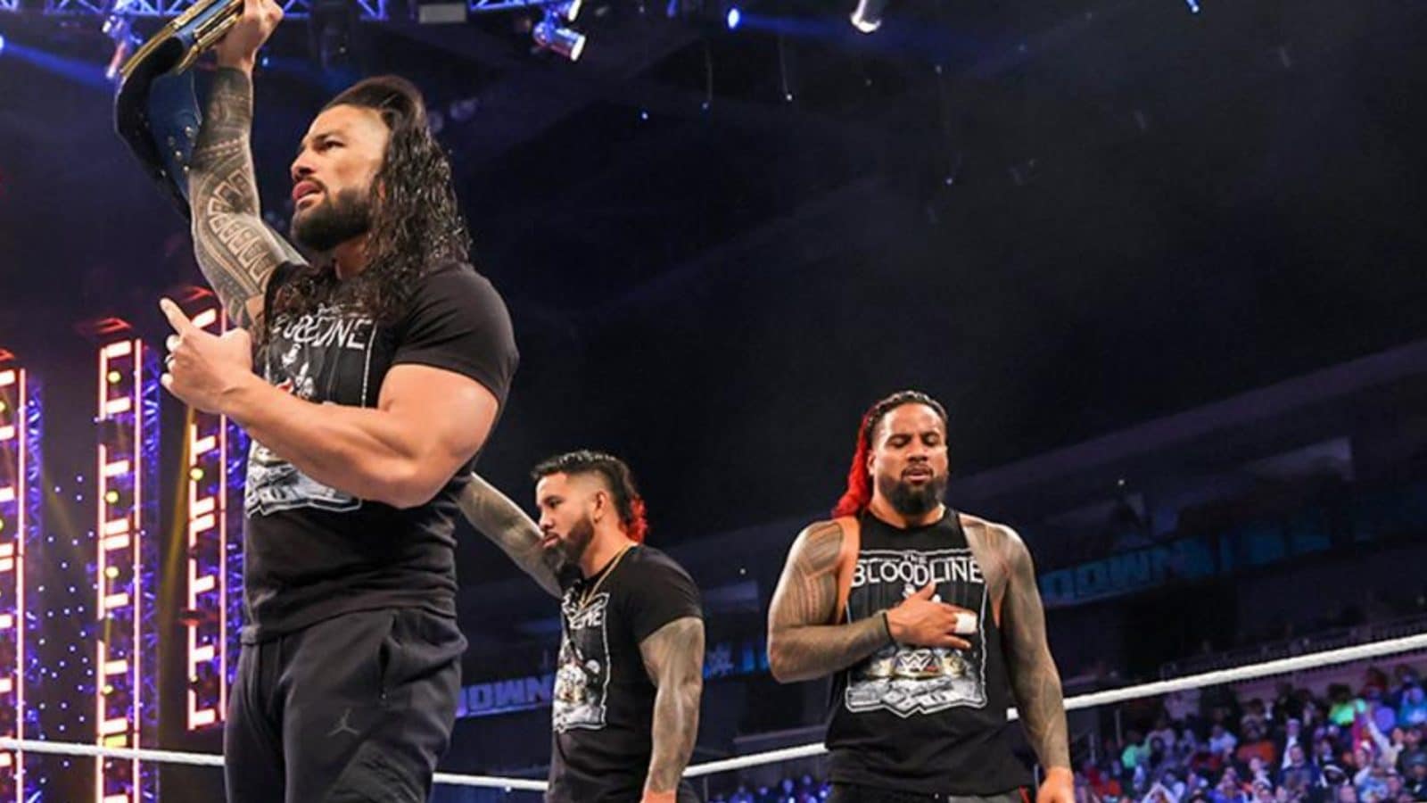 Wwe Smackdown Results Shayna Baszler Faces Naomi Roman Reigns Leads The Bloodline Against King Woods And Sir Kofi
