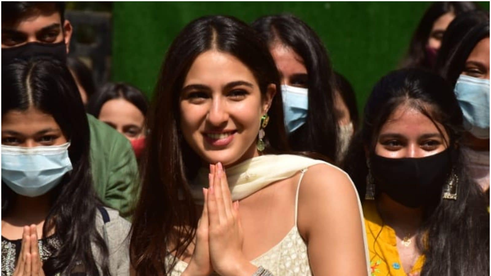 Sara Ali Khan has Always Managed to Impress us in Traditional Attire, See Pics