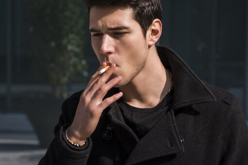 New Zealand plans to ban cigarettes for young adults from 2024. (Credits: Shutterstock)