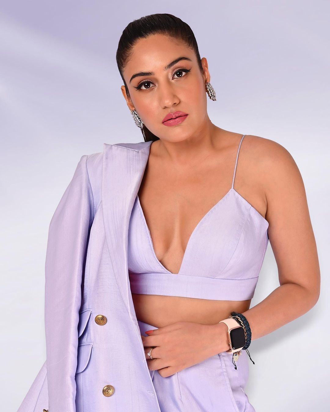 surbhi chandna hot photoshoot