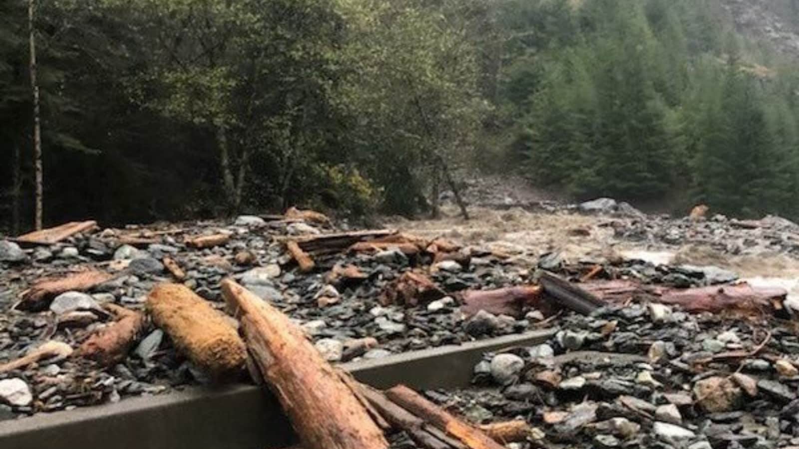  British  Columbia  Flooding Has 18 000 Still Stranded Some 