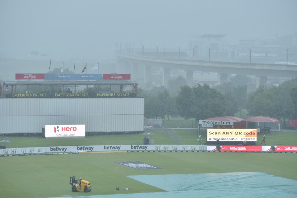 In Pictures, IND vs SA 2021-22, 1st Test: Rain Washes Out Play on Day 2 ...