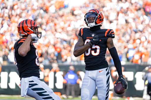 Burrow Is Fine, But Bengals May Be Without Mixon, Higgins
