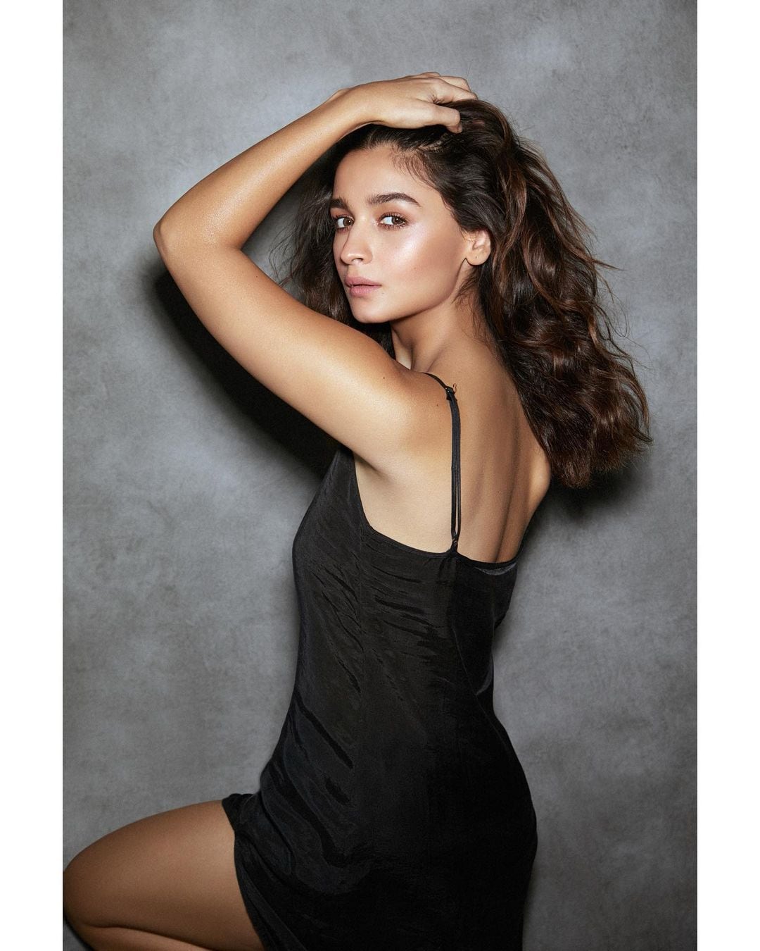 alia bhatt bodycon dress Open Back Bodycon Dress // Apricot – Rocket