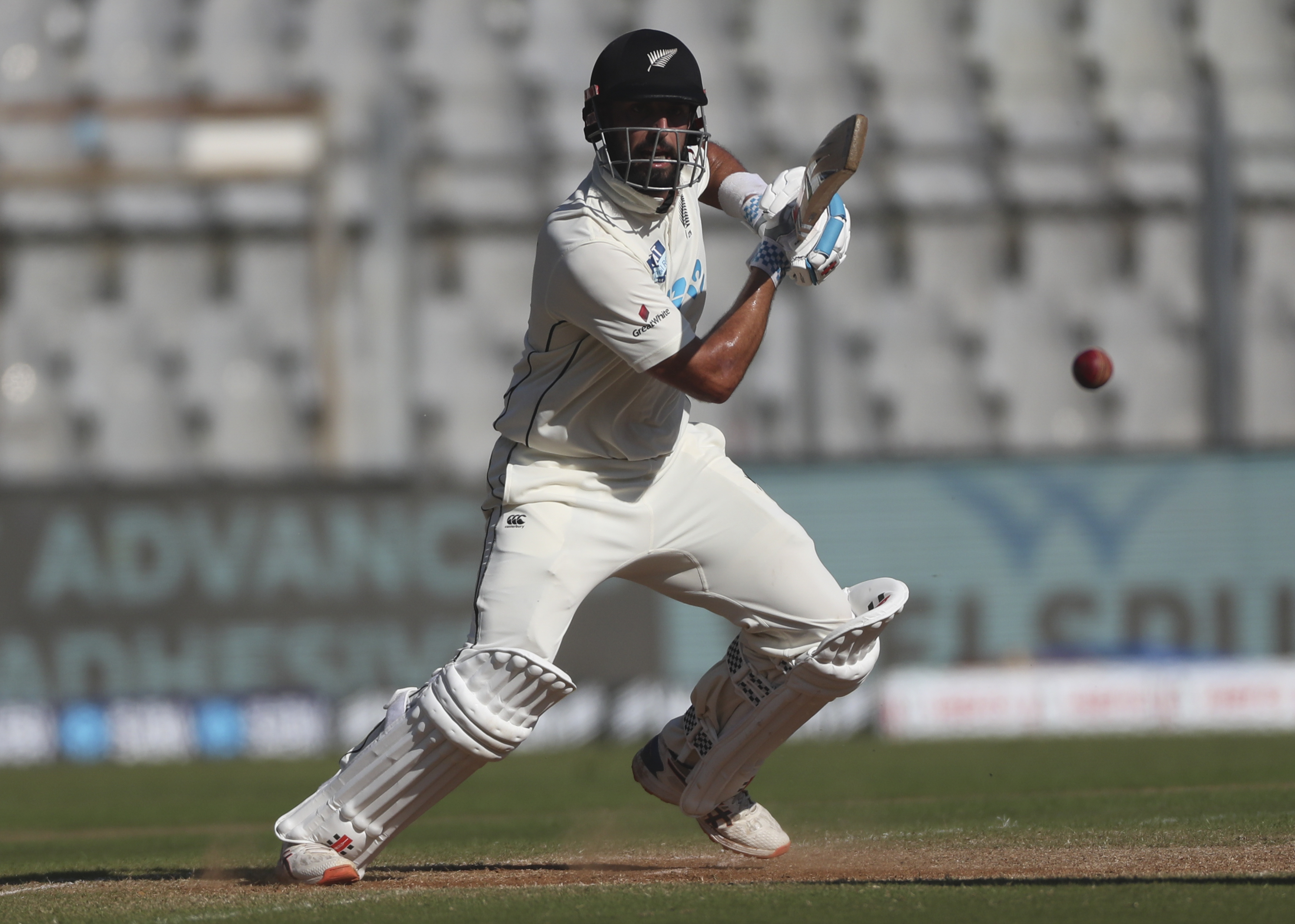 Daryl Mitchell and Henry Nicholls staged a rescue act for them after they were reduced to 55/3 in their second innings.