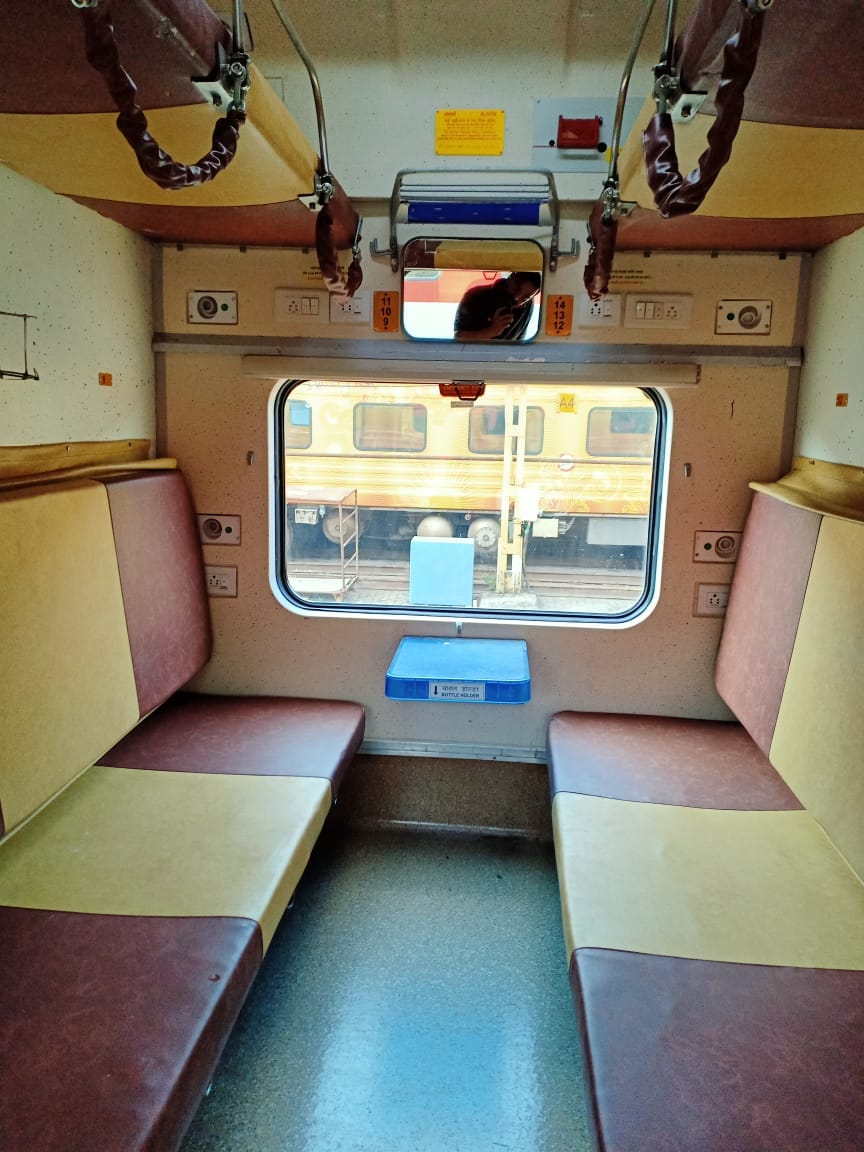 Indian Railways to Run MumbaiDelhi August Kranti Rajdhani Express with