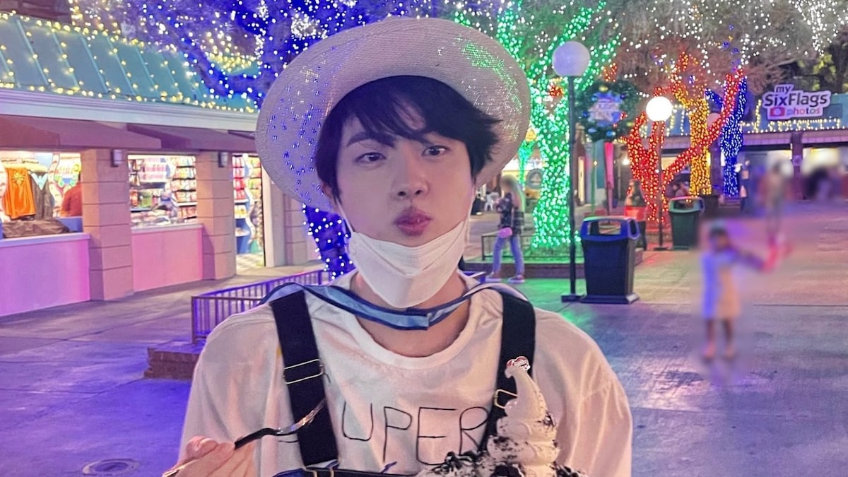 BTS Fan Calls Jin 'Worldwide Handsome,' Treats Singer to Ice Cream; Here's How K-pop Star Reacted