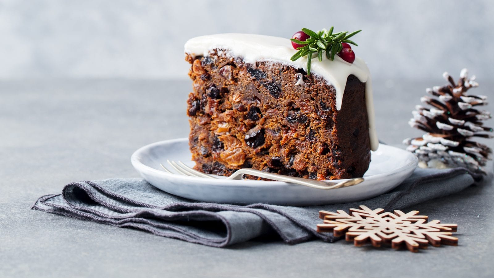 Christmas 21 Bring Out Your Inner Chef With These Five Christmas Cake Options