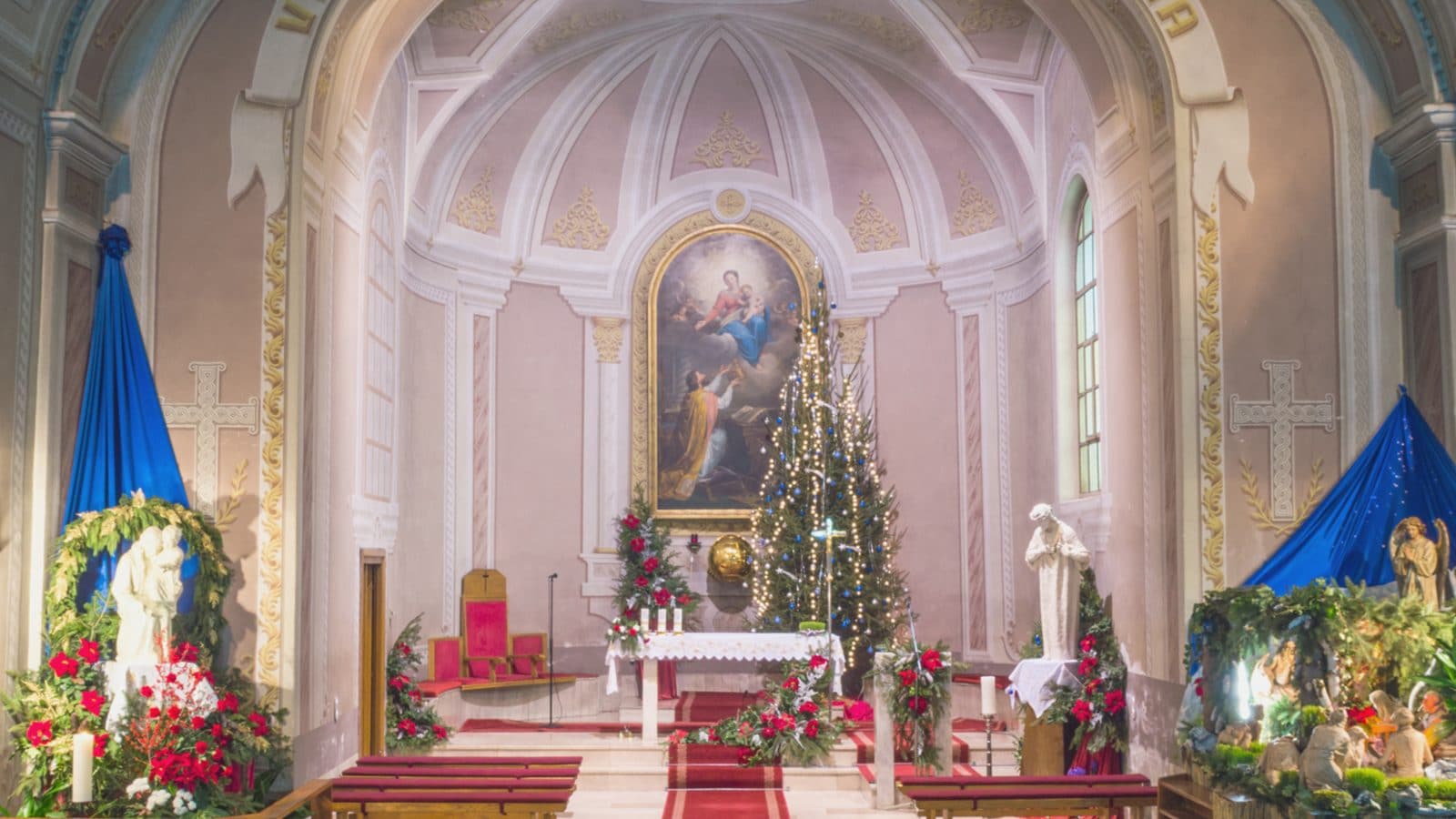 What is Midnight Mass? Why Do People Go To Church on Christmas Eve