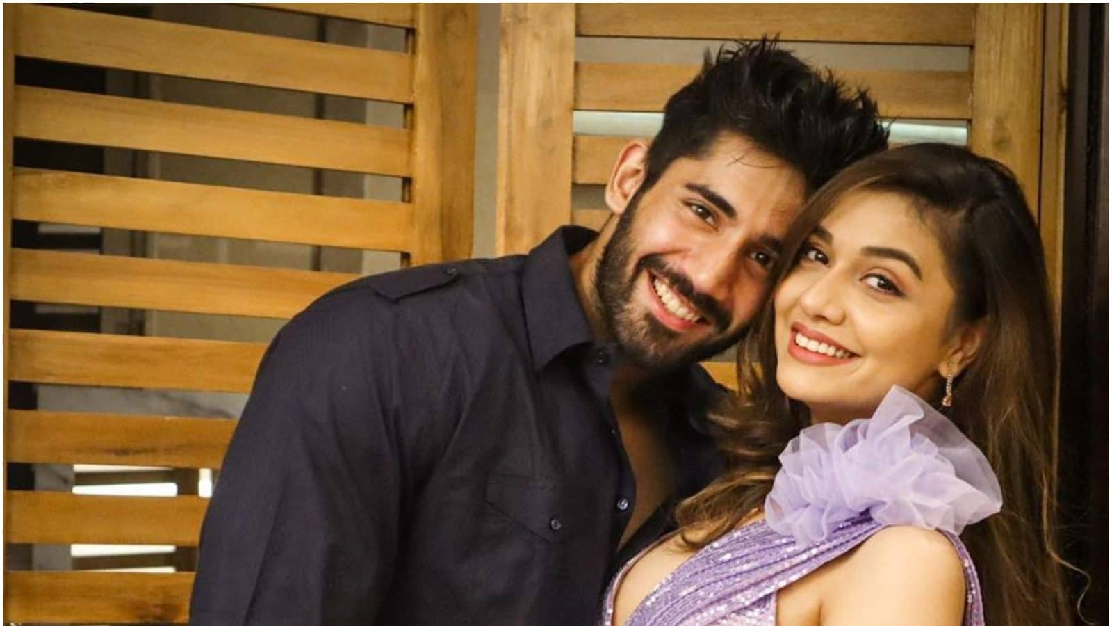 Divya Agarwal Announces Her Break Up with Varun Sood After Dating For 4