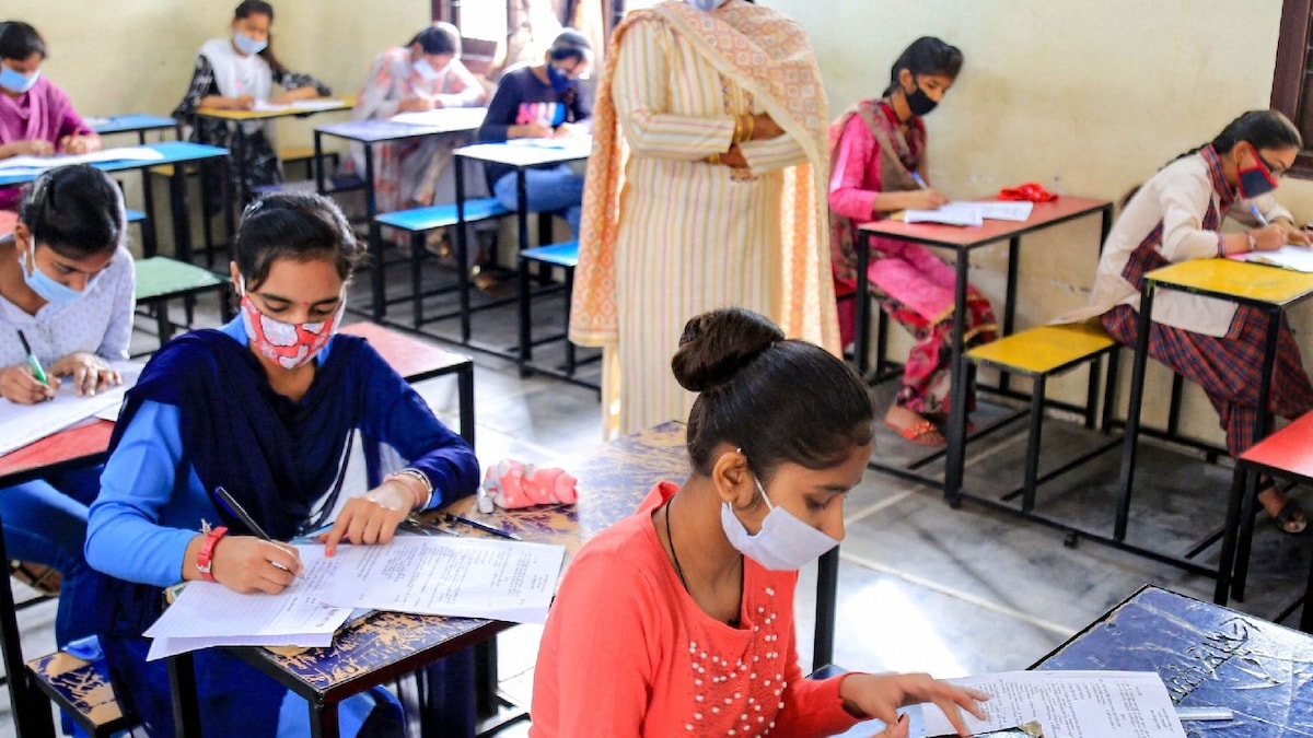 CBSE Asks Schools to Send Objections on Answer Keys, Question Papers After Exams