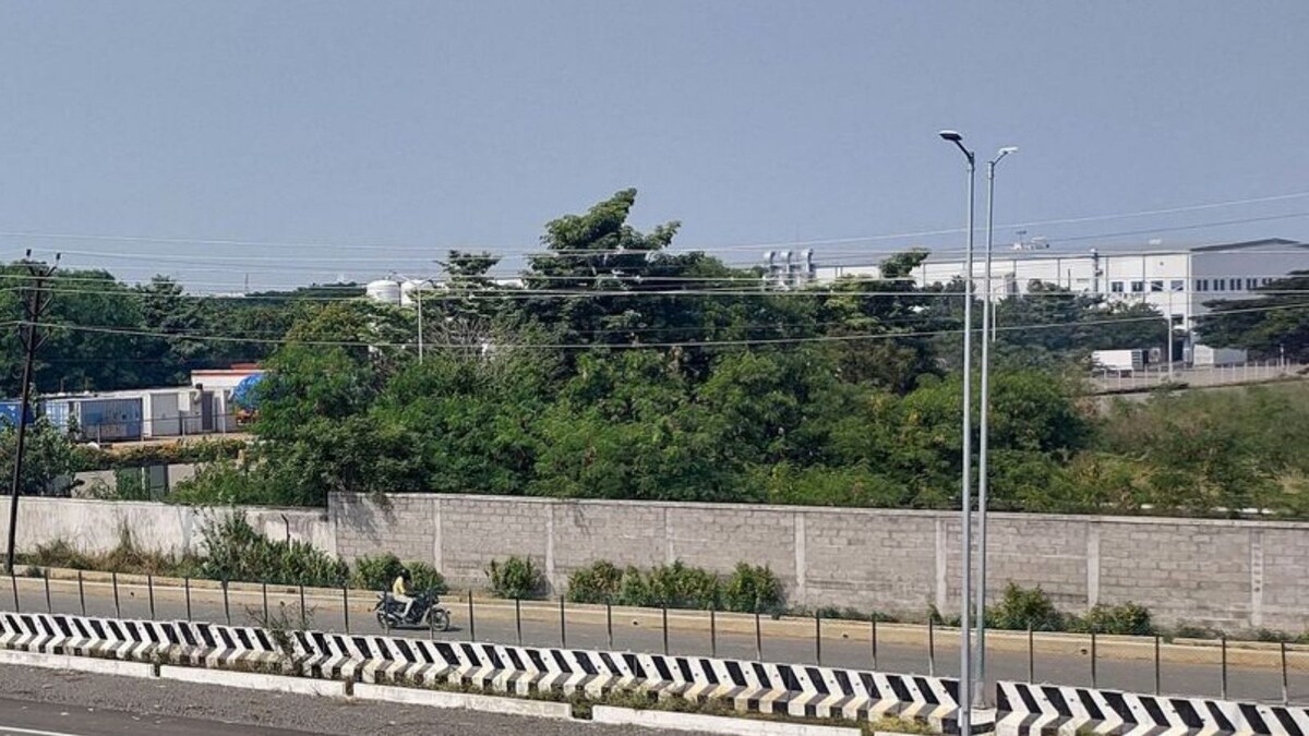 Apple Puts Supplier Foxconn India's Tamil Nadu Plant on Notice After