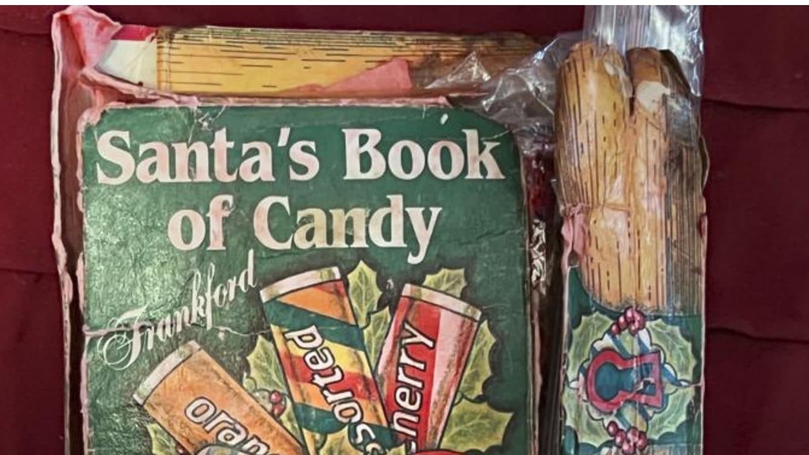 Sweet Tradition US Brothers Keep Regifting Same Candy for 30 years