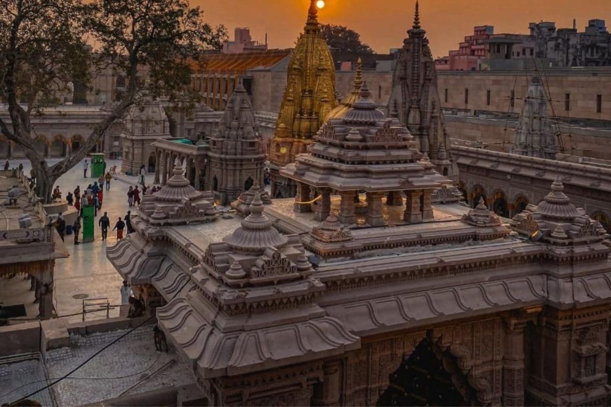 Kashi Vishwanath Temple - merabharat-mahan.com