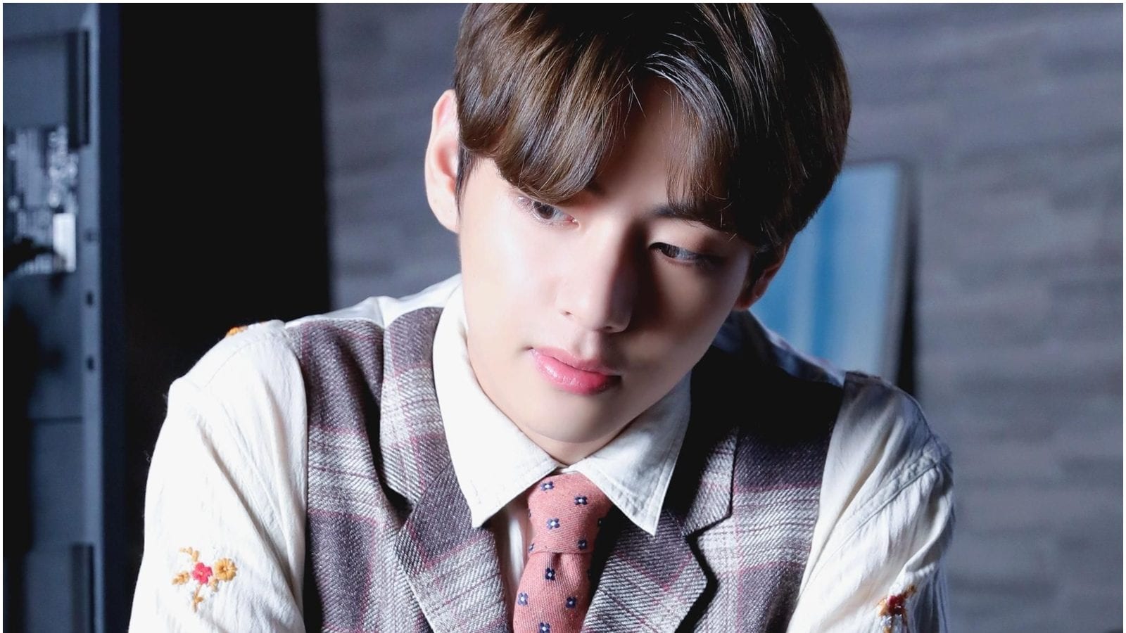 Happy Birthday Kim Taehyung! - BTS WORLD