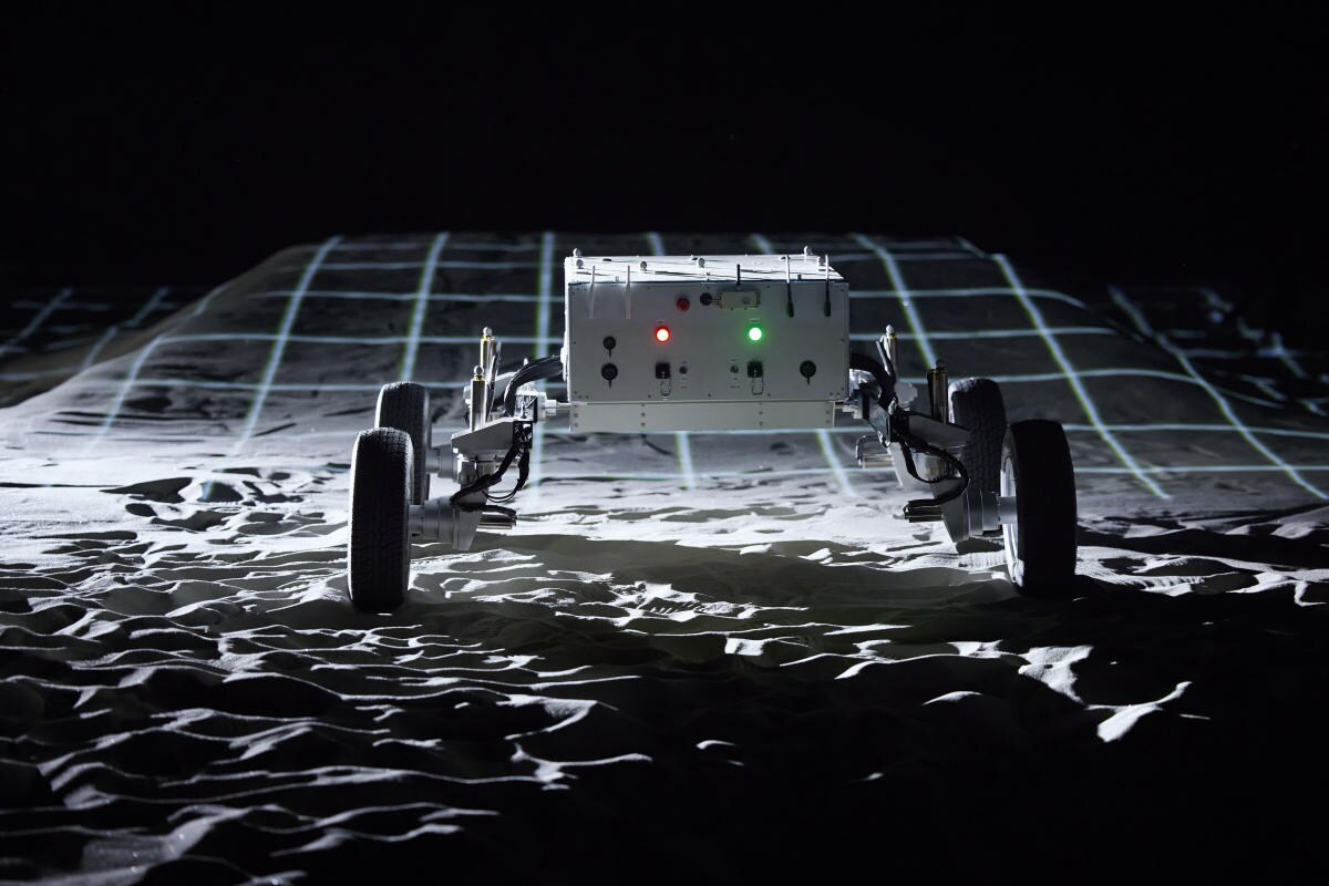 In Pics: Nissan Lunar Rover - Detailed Image Gallery of the Moon ...