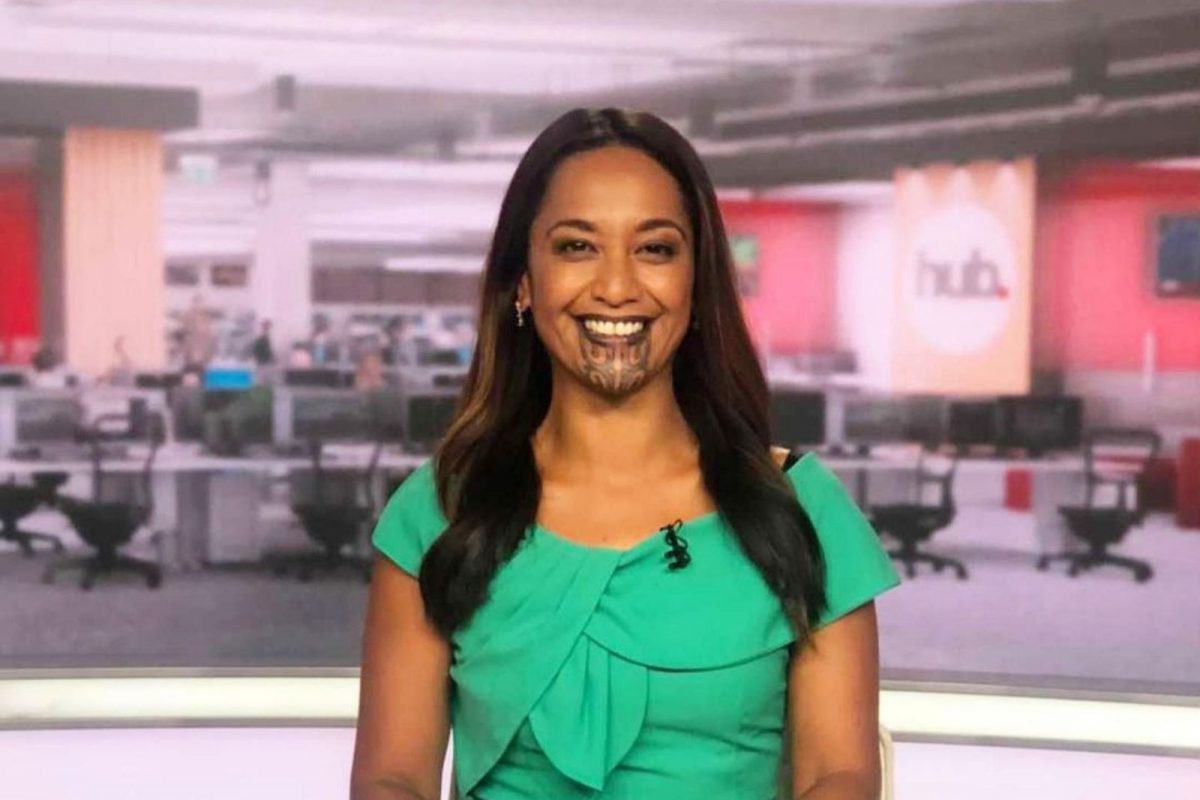 Woman becomes first person ever with Māori face tattoo to present news |  indy100