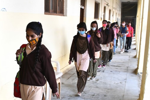 With the rising fear of new variant of Coronavirus --Omicron, many state governments are mulling over to impose stricter norms to prevent the increasing cases of Covid.(Representational Image)