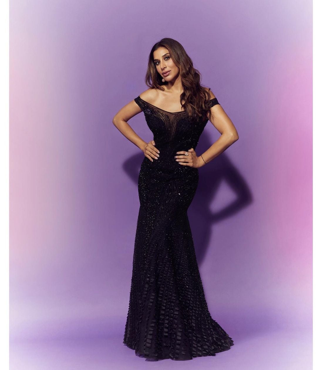 black gown look