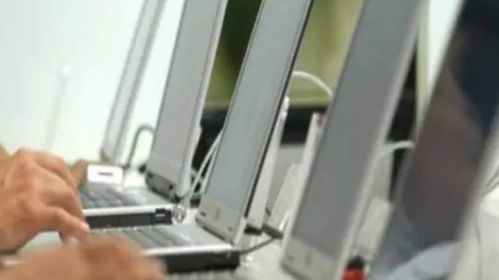 Dubai Government First in The World To Go Paperless. Here's How Much