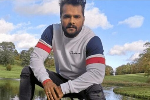 The song comes in the middle of an ongoing social media feud between Khesari Lal and Pawan Singh, the two Bhojpuri stars.