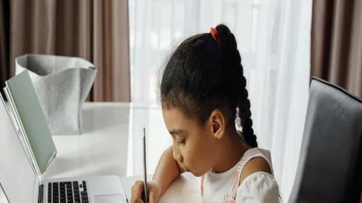 7 Tips to Follow If You Have to Leave Your Child Home Alone News18