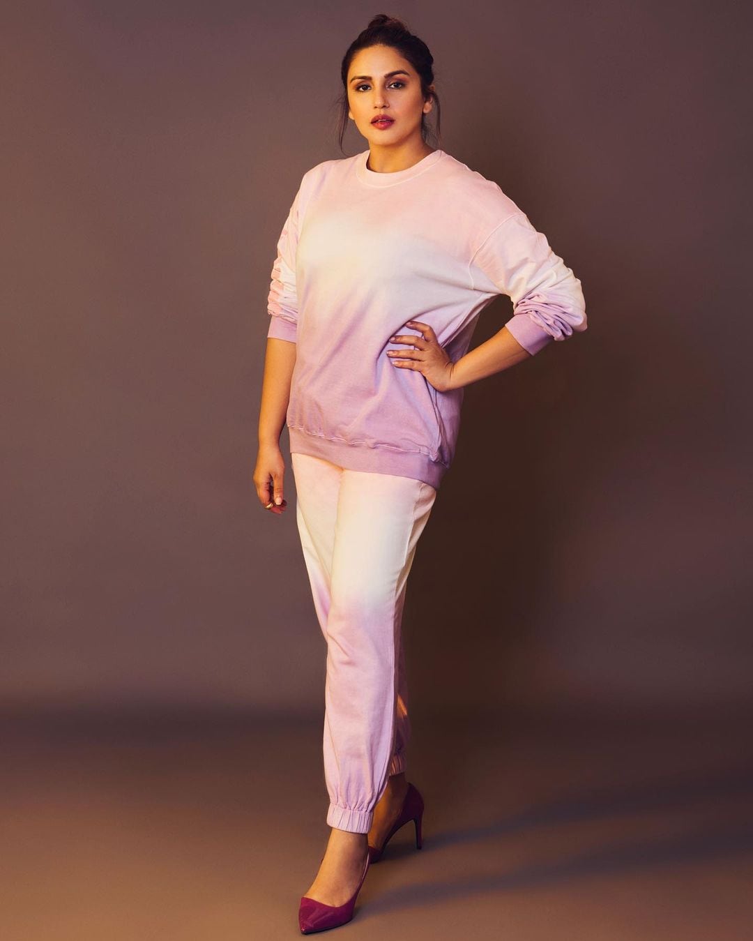Huma Qureshi Lilac Loungewear Co-ord Set: #Huma looks absolutely superb in social media 3 271859507 265357432368020 3633451721105356224 n