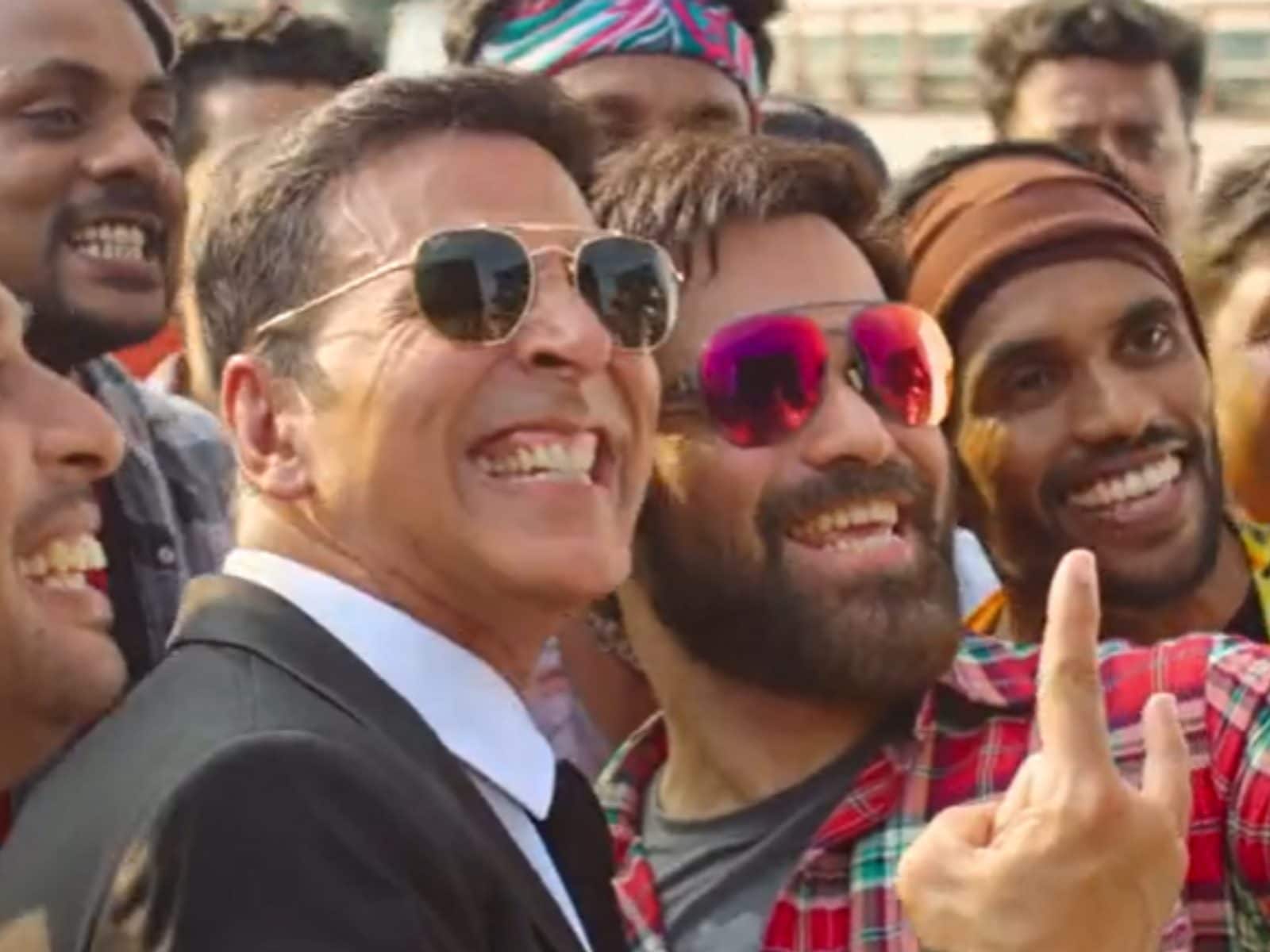Selfiee: Akshay Kumar And Emraan Hashmi Announce First Film Together,  Promise 'Laughter And Emotions'