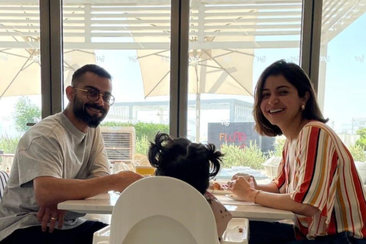 Anushka Sharma, Virat Kohli Fans 