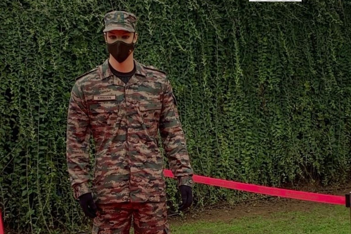 picture of army dress uniform