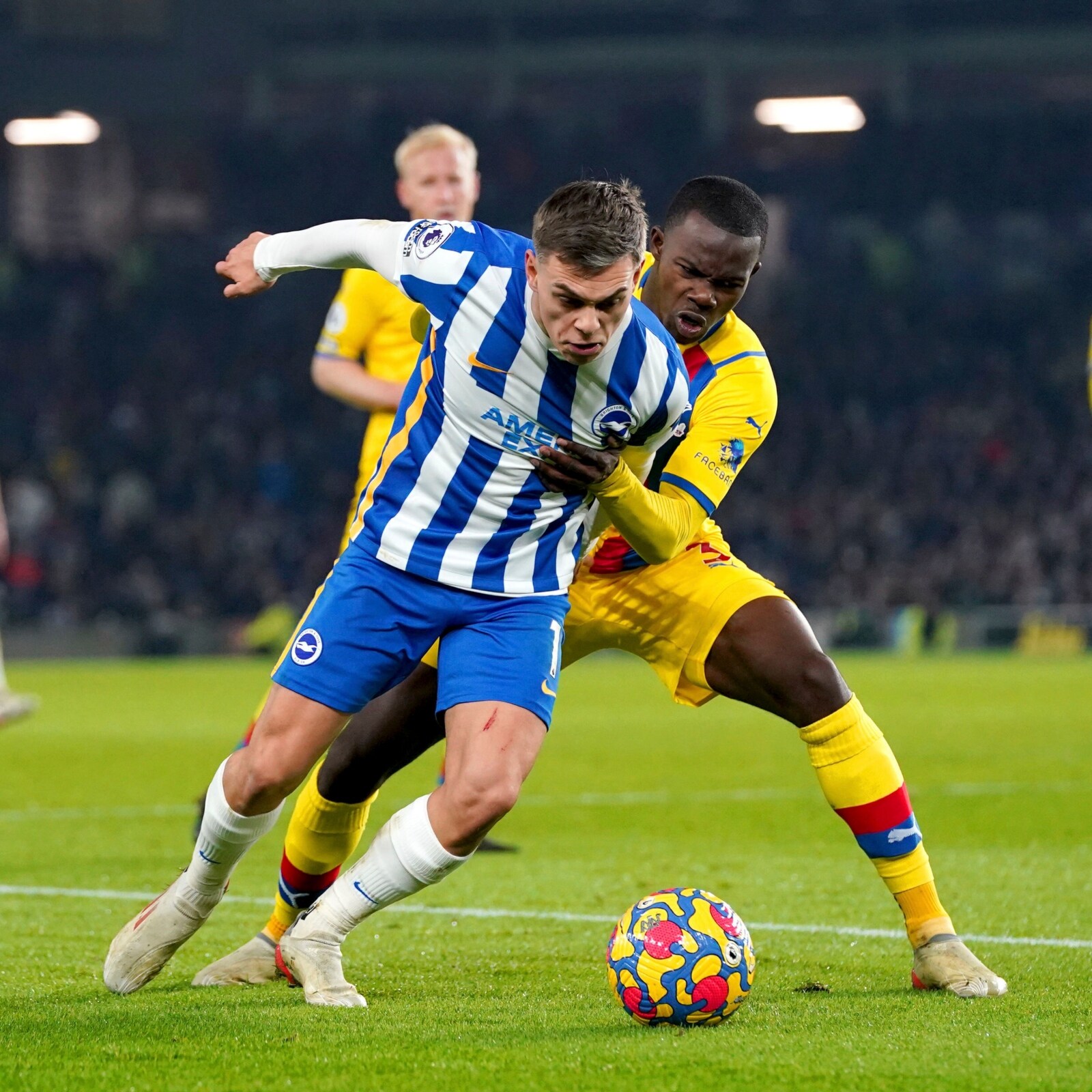 Crystal Palace's late three-goal flurry leaves Brighton bamboozled