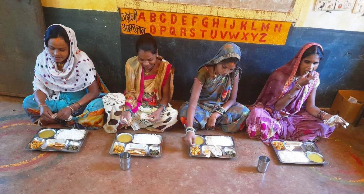 In Chhuikhadan, 434 anaemic pregnant women are being served meals at the Anganwadi. (Image: Yogeshwari Deshlahera)