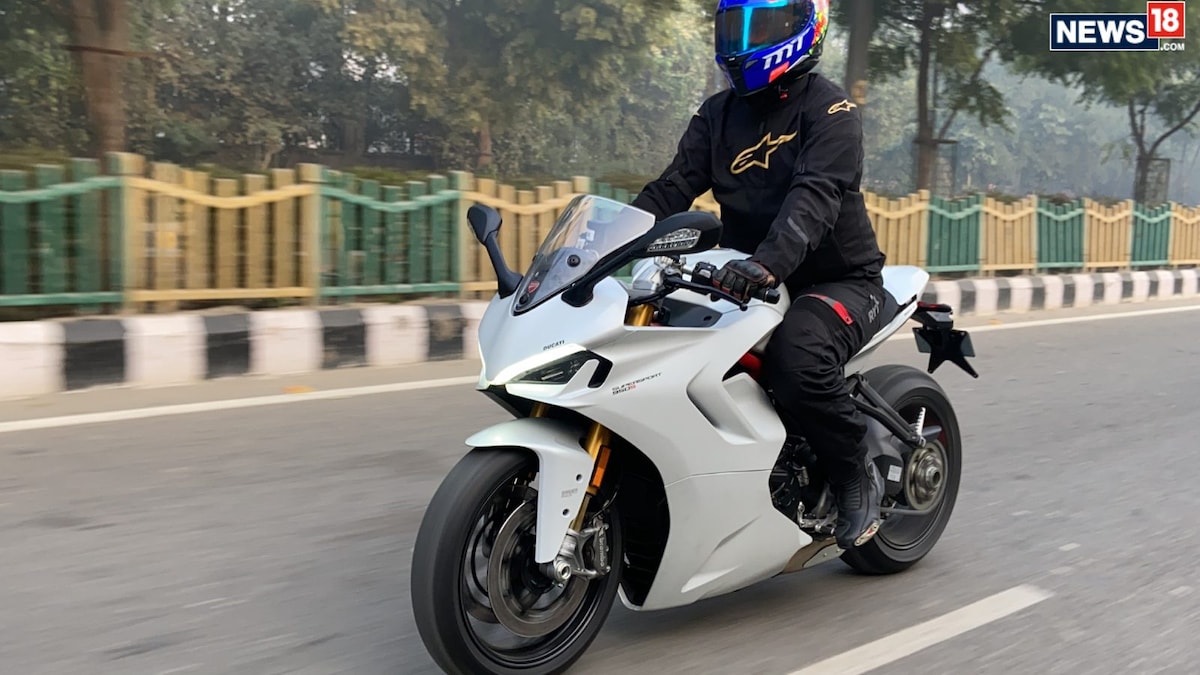 Exclusive! Ducati SuperSport 950 S First Ride Review: Knight in White Satin