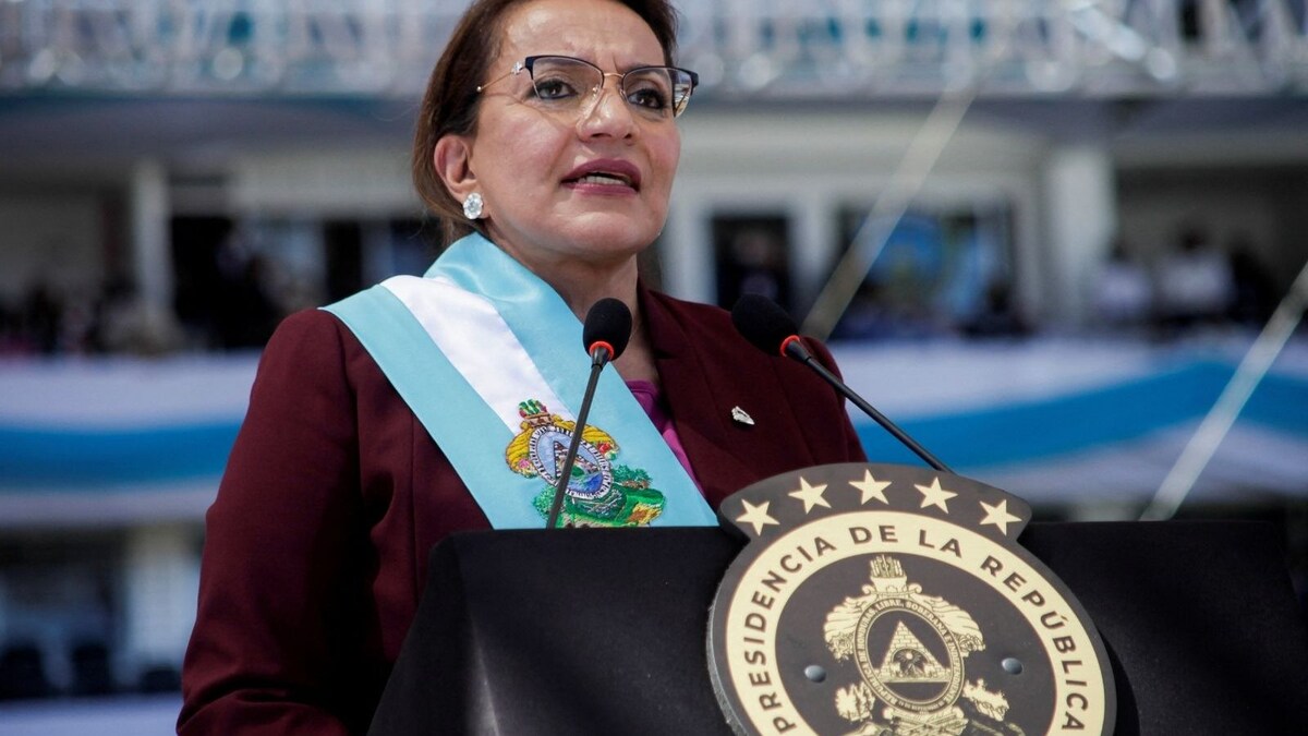 Honduras Inaugurates First Female President Xiomara Castro, Kamala ...