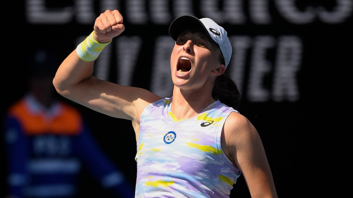 Australian Open: Iga Swiatek Downs Veteran Kaia Kanepi to Make Semi-finals