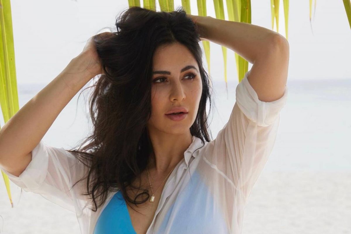 Katrina Kaif Flaunts Toned Body In Vibrant Bikini, Check Out Her Sexy  Pictures From Maldives - News18