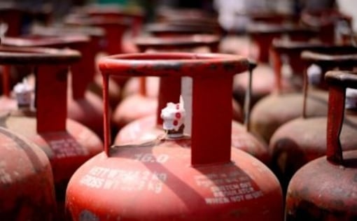 LPG Price Hike: Commercial LPG Price Surged by Rs 105. Check Rates in Your City