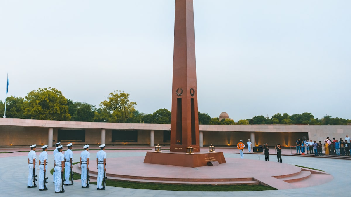 Merging Amar Jawan Jyoti with the Flame at National War Memorial Displays Spirit of Oneness